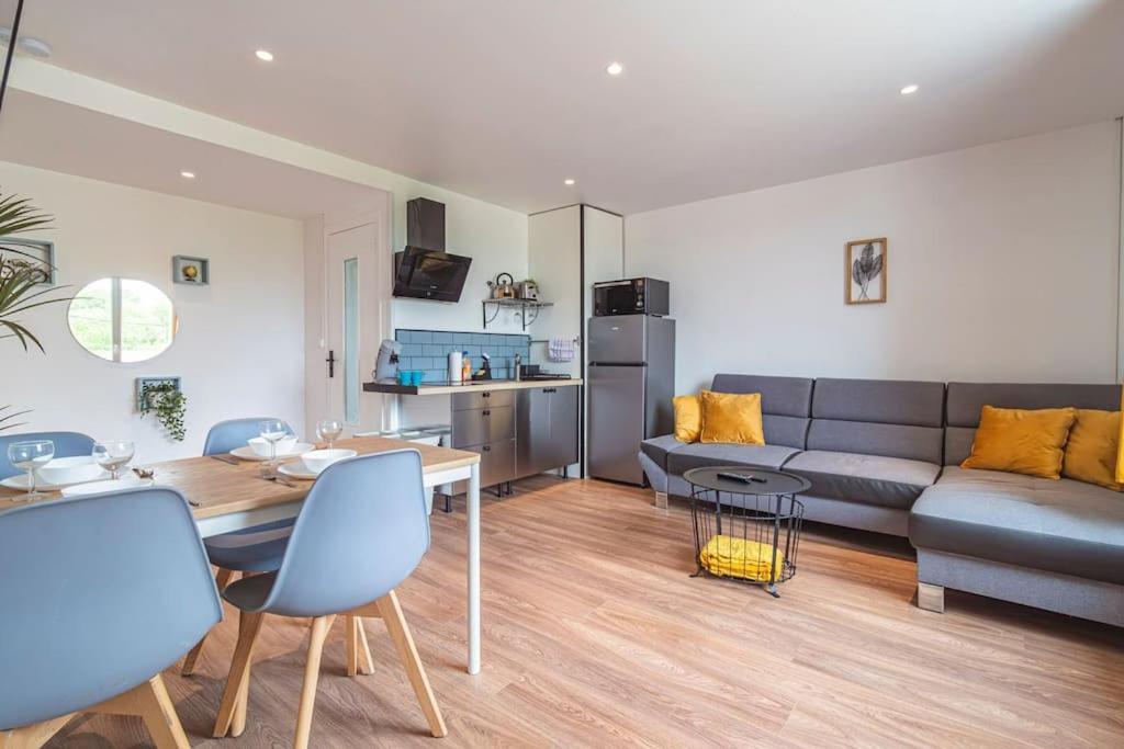 "Le Chaleureux" Appartement Pour 4 Personnes Isles-sur-Suippe Exterior foto
